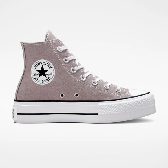 Converse Shoes - NIB Women's Size 10 Converse Chuck Taylor All Star Lift Platform Vapor Mauve